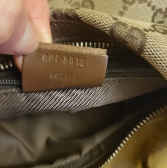SALE!!!!!! 💯 Authentic Gucci vintage monogram shoulder bag - Picture 6 of 6